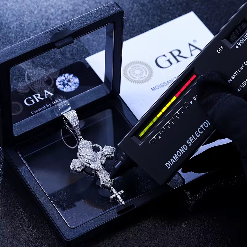 Hood Prayer Cross Pendant – Moissanite (Pendant Only)